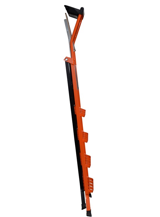 Hera - escalera de hierro con peldaño de trámex