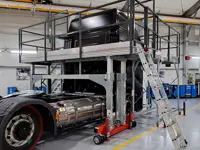 Aluminium- und Stahlplattform für Lkw