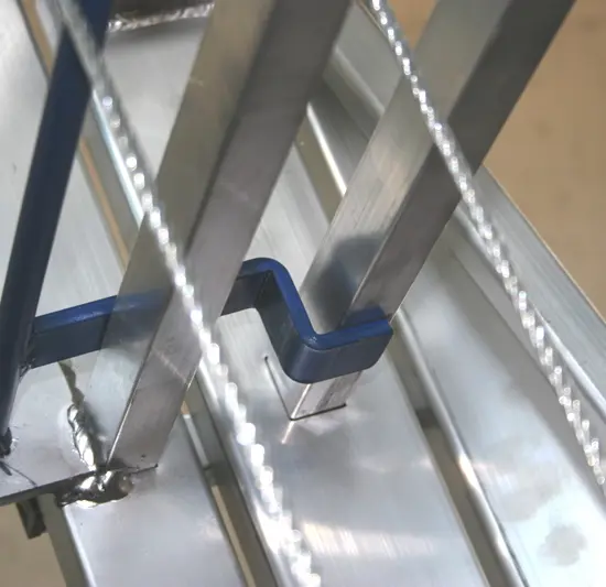 Leiter für Fässer und Behälter