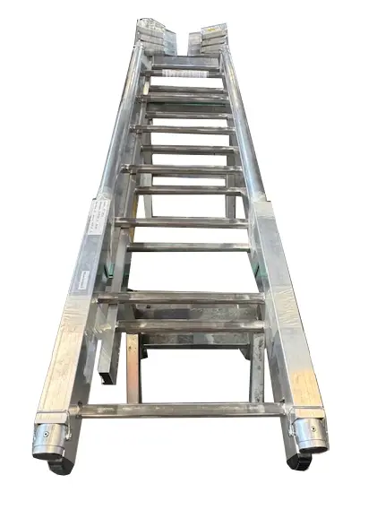 Leiter für Brunnen und Kanallöcher