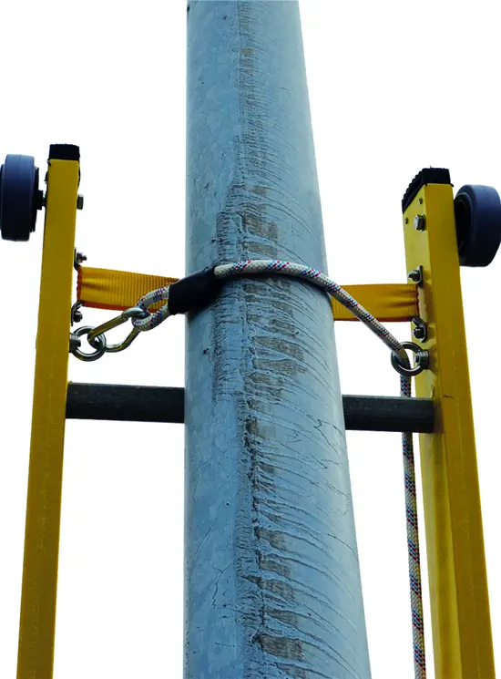 FIBRASAFE FSFP (Fassade und massiver Mast)