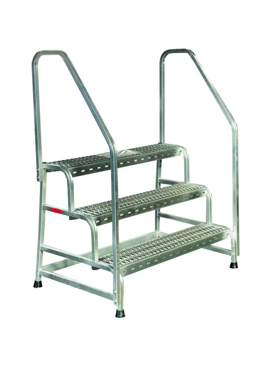 CARGO MIT GITTERROSTSTUFEN 