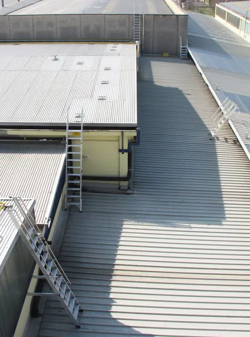 Maßgeschneiderte Treppen für Dächer und Dächer