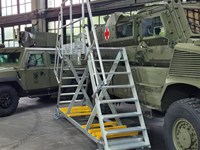 Telescopic ladder for access to containers