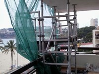 Balcony scaffolding 