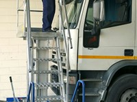 Truck and bus windshield access platform