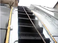 Rubber ladder for roofs and roofs