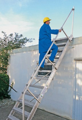 Fixed aluminium access stairs for outdoor use