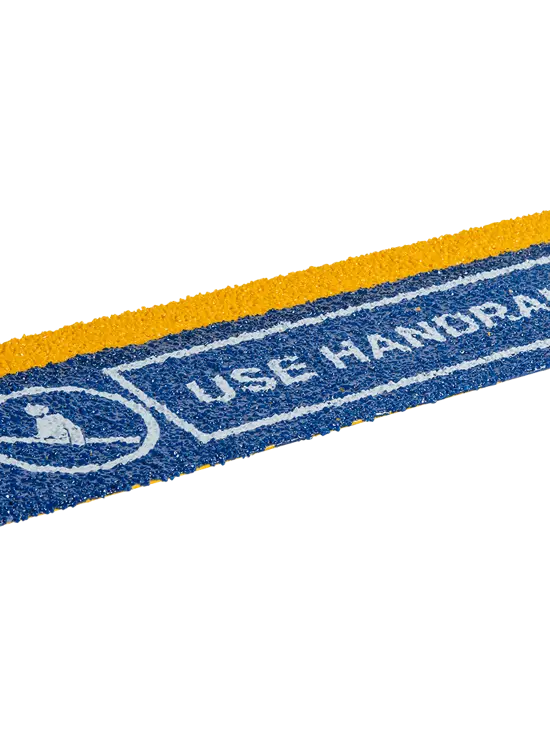 NON-SLIP PROFILES FOR FIXED OR PORTABLE STAIR TREADS