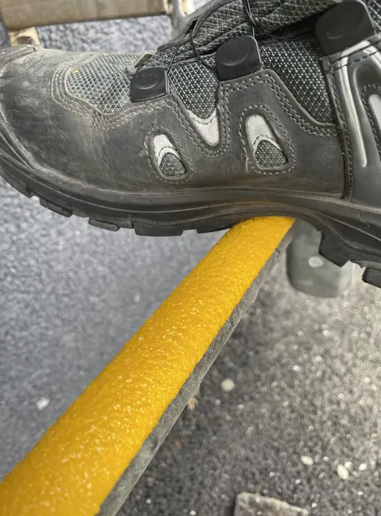 Non-slip cover for pegs