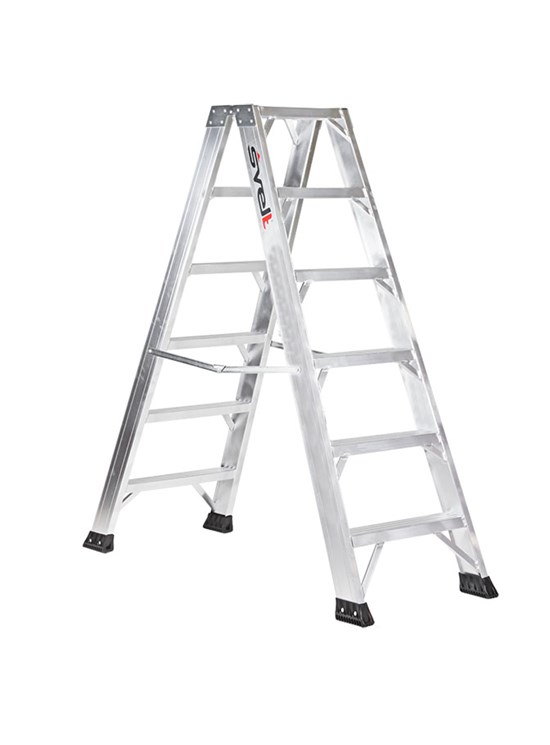 P1+ heavy duty stepladder