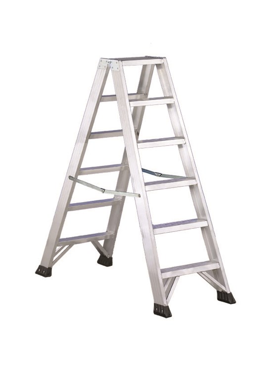 P1 industrial stepladder