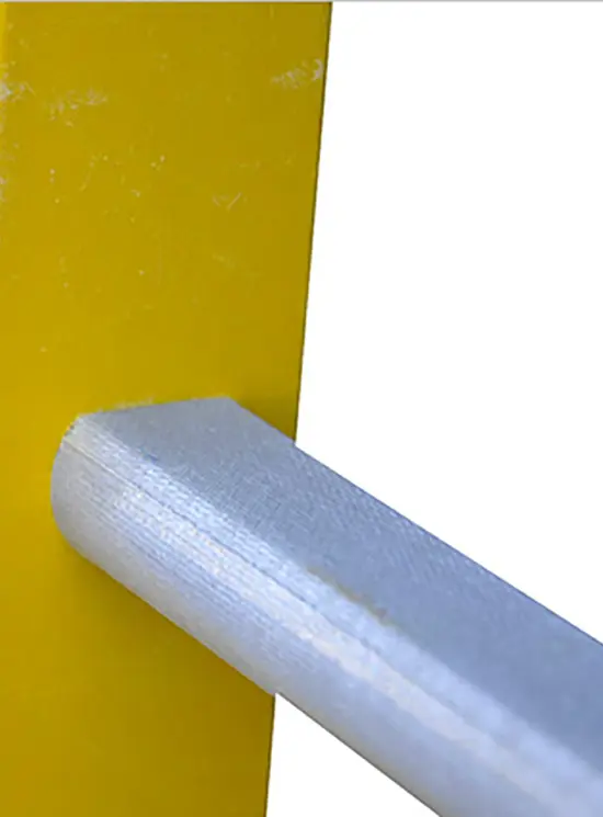 Ladder with firefighter hooks