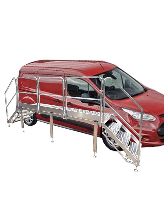 Telescopic ladder for access to containers