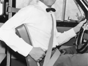 Seguridad activa y seguridad pasiva en escaleras de mano o portátiles