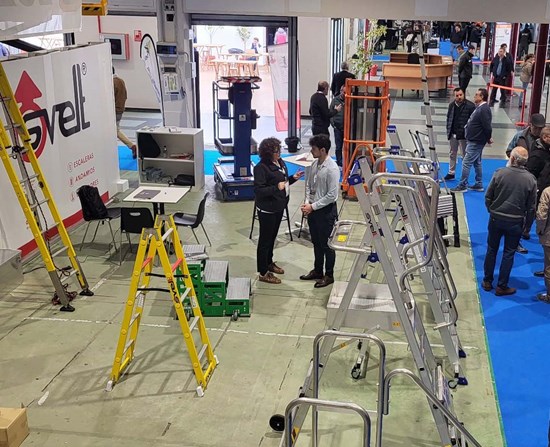 Nuestra experiencia en FIMIR: Svelt presenta lo último en escaleras, andamios y torres móviles para acceso seguro