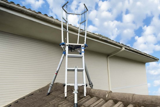 Escalera telescópica multifunción: Telescópica, segura y compacta
