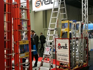 Escaleras Svelt.  Gran éxito en la “International Hardware Fair Cologne”