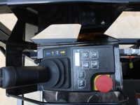 VERTICAL MAST LIFT – Plataforma aérea de empuje y elevación eléctrica con mástil vertical