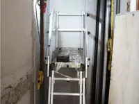 Plataforma telescópica para pozos de ascensor