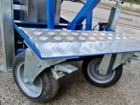 MPSE - MPFE Portaferetros de empuje manual y elevación eléctrica