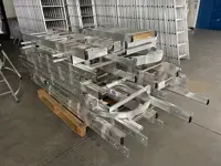 Escalera con jaula Self System