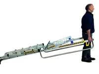 Escalera telescópica ajustable para acceso a camiones