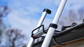 Gancho de fijación de escalera a tejado