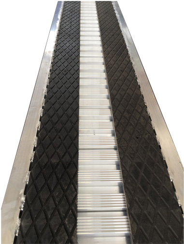 RAMPAS DE ALUMINIO NERVADO