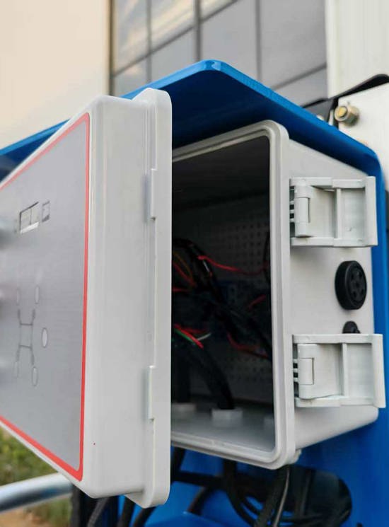 PID – Plataforma aérea de empuje manual con sistema de elevación mecánico