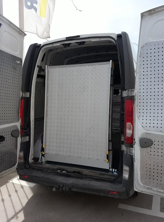 VAN - Rampa plegable para furgonetas y caravanas