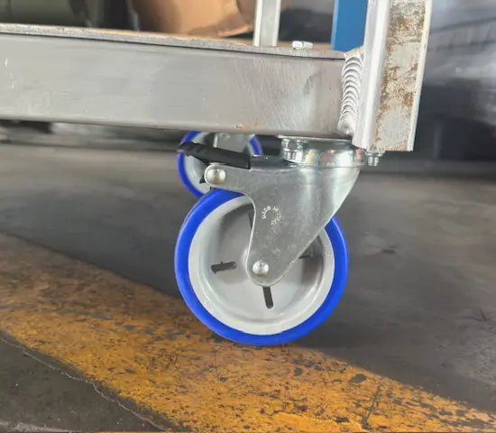 EXPOSITOR DE RAMPAS LIGERAS