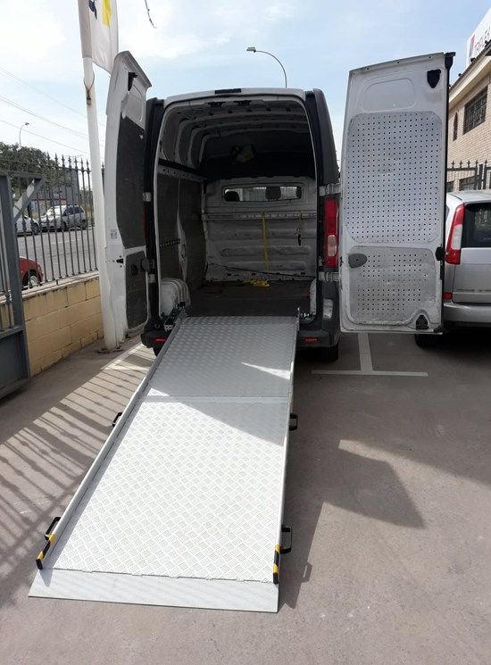 VAN - Rampa plegable para furgonetas y caravanas