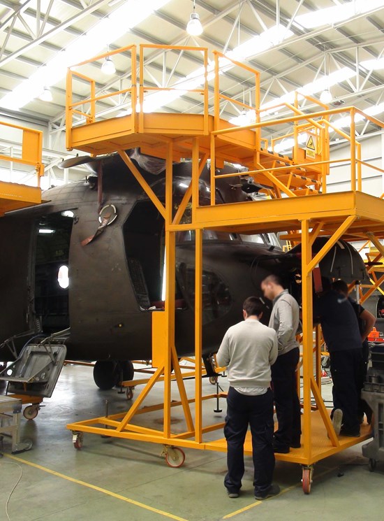 Plataformas de mantenimiento para helicópteros CHINOOK