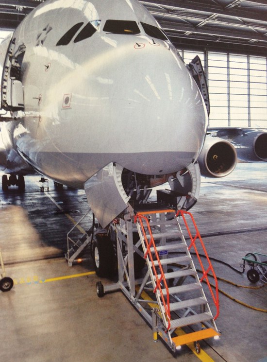 Escaleras para aeropuertos y aviones