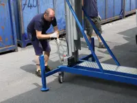 Quai pour carrosseries de camions et de voitures