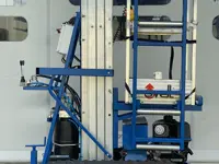 Porte-cercueil automoteur à chenilles