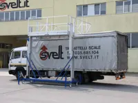 Quai pour carrosseries de camions et de voitures