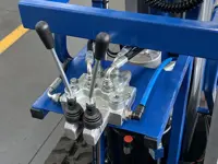 Porte-cercueil automoteur à chenilles