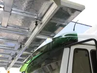 Quai pour carrosseries de camions et de voitures