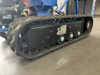 Porte-cercueil automoteur à chenilles