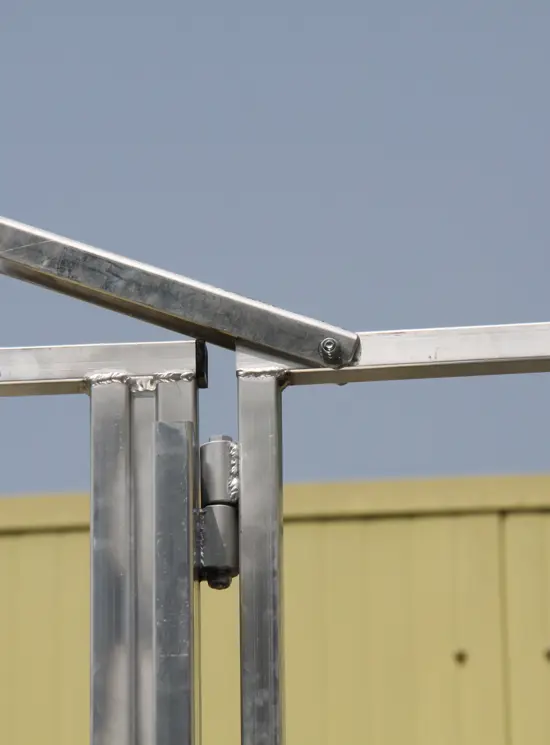 Quai pour carrosseries de camions et de voitures