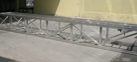 Plate-forme télescopique pour embouts et chaudières