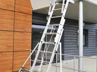 Scala aerea telescopica da appoggio