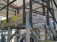 Piattaforma in alluminio e acciaio per camion