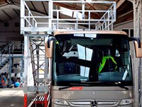 Piattaforma per pullman e autobus