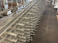 Scala fissa con binario e protezione anticaduta