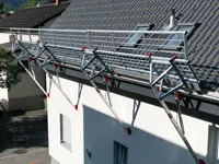 Parapetto temporaneo in alluminio per tetti inclinati