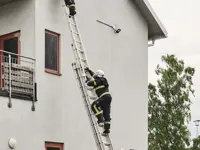 Scale a sfilo con fune per Vigili del fuoco