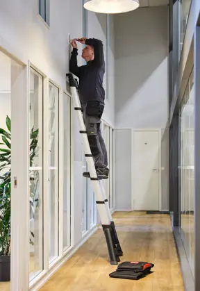 Prime Line - Scala telescopica ultracompatta